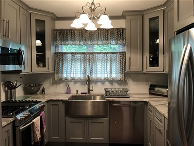 Kitchen in valley stream